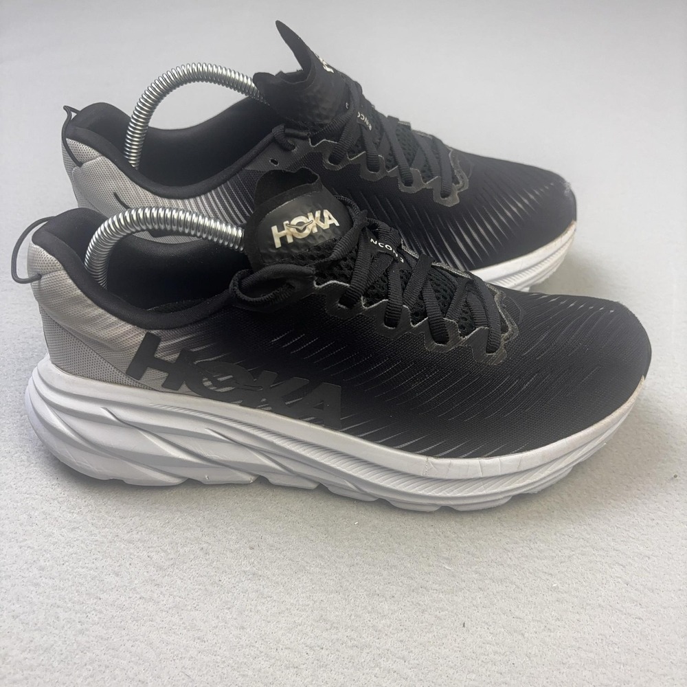 Hoka One One Rincon 3 Shoes Mens Size 8 Black Running Sneakers 1119395 BWHT